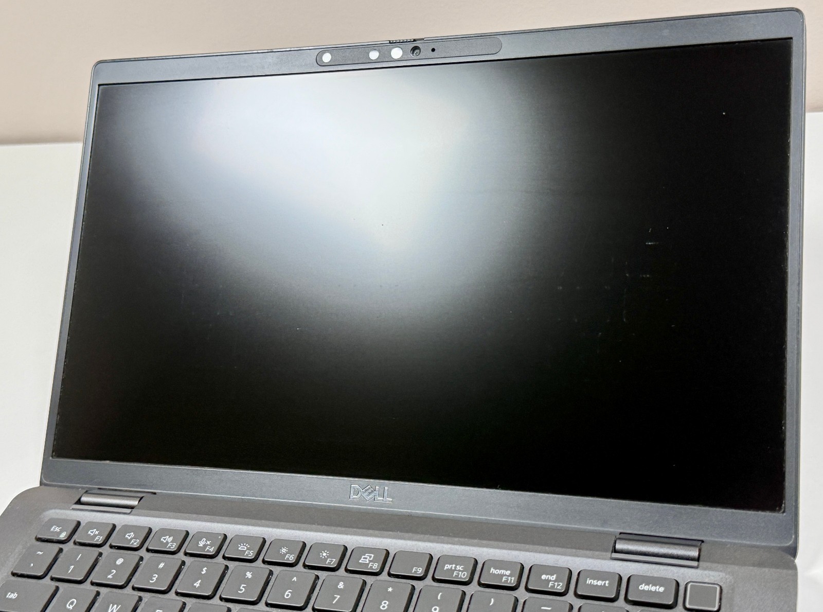Dell Latitude 7430 14″ 2.2GHz Core i7-1270P 16GB RAM 1TB SSD Windows 11 Pro READ