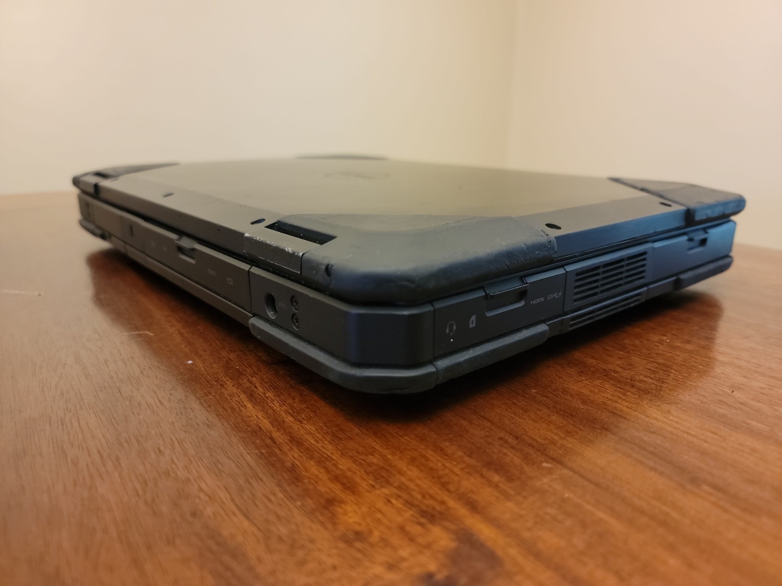 Dell Latitude 14 Rugged 5404 | i5-4310U | 8GB RAM | 500GB SSD | Win11Pro