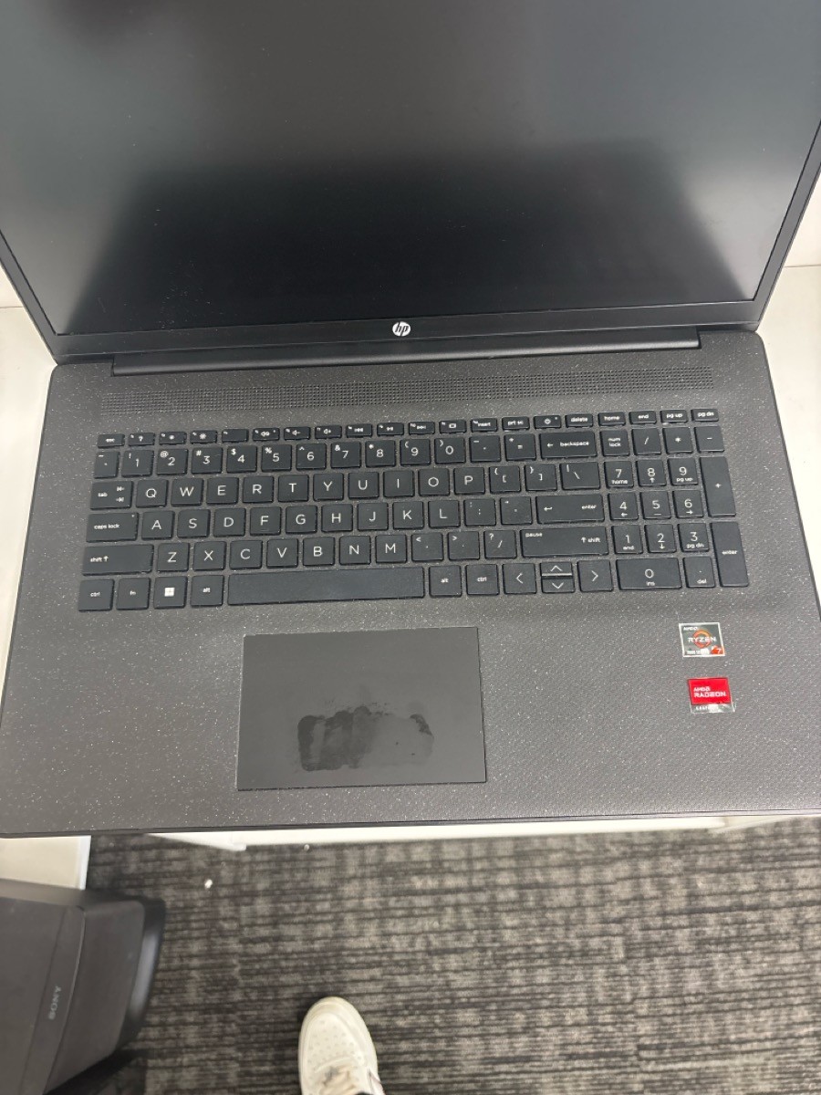 HEWLETT PACKARD 17-CP3047NR 512GB 16GB RAM AMD RYZEN 7 (B02101134)