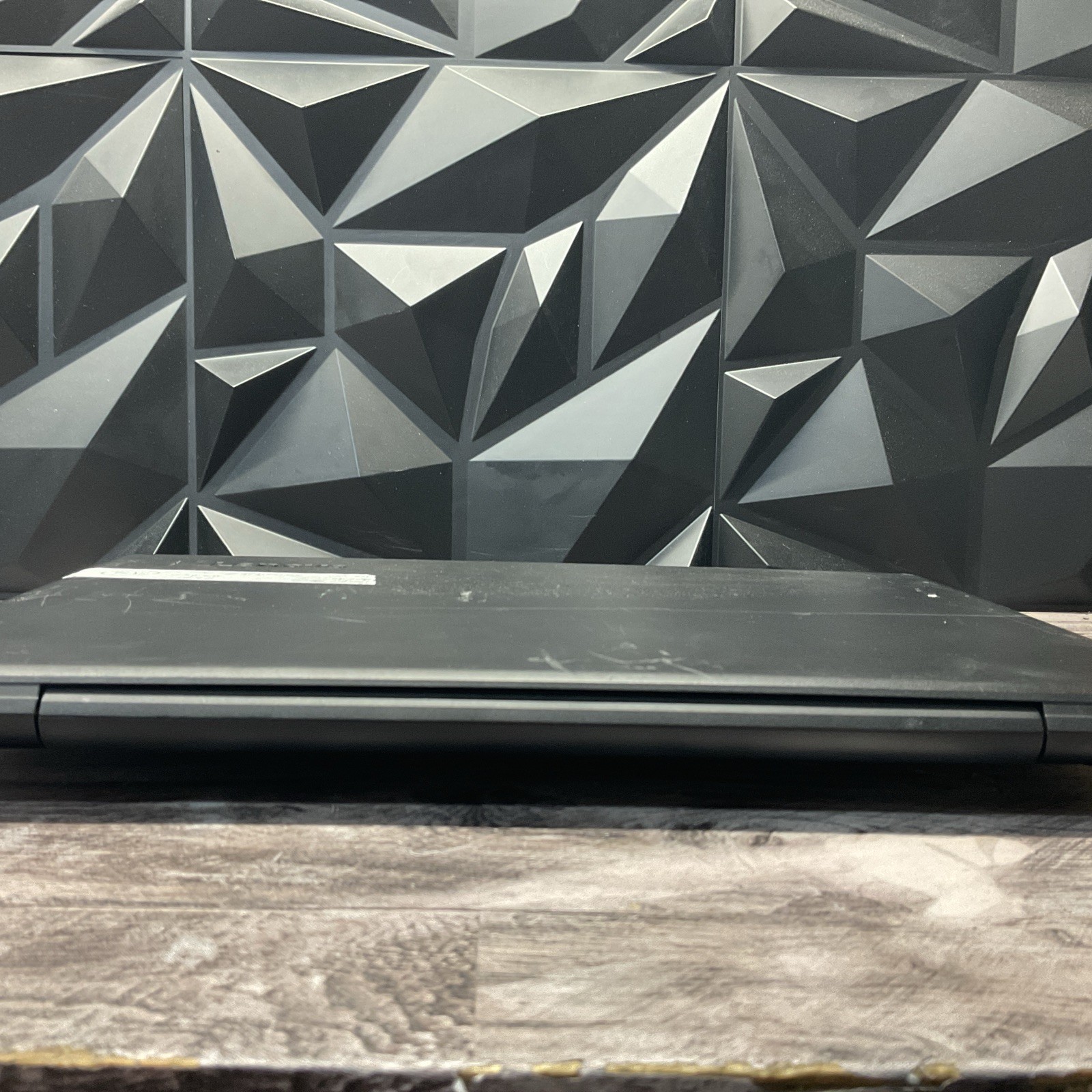 Lenovo IdeaPad 110-15 / AMD A6 / No Power / No RAM / No SSD / T5