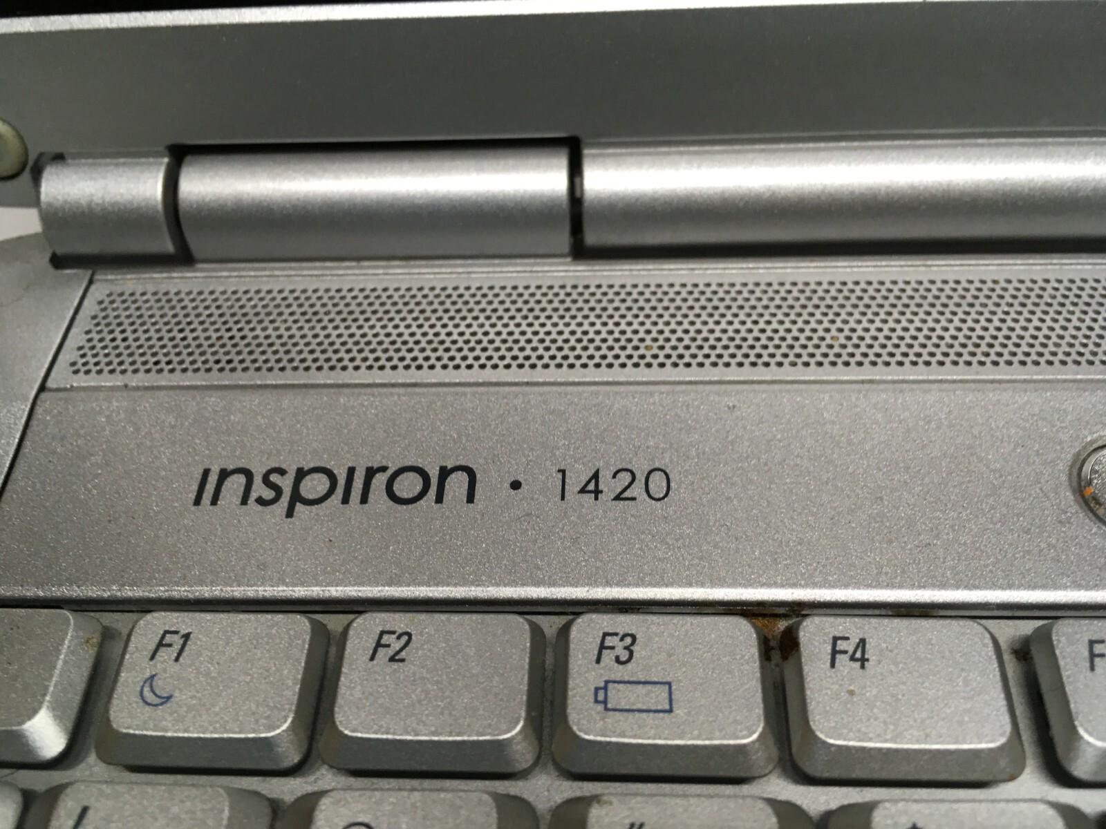Dell Inspiron 1420 14″ (AS IS) Intel Core Duo – JZ