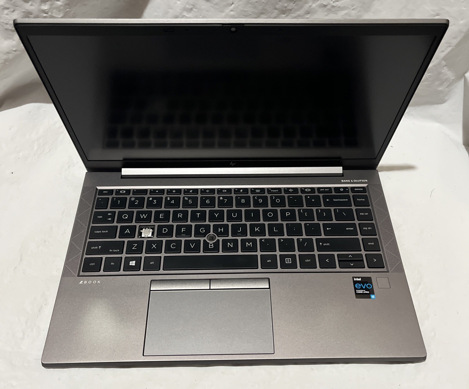 HP Z Book Firefly 14 G8 14″ i5-1145G7@2.6GHz, 16GB RAM, 256 GB M2, W11P *READ*