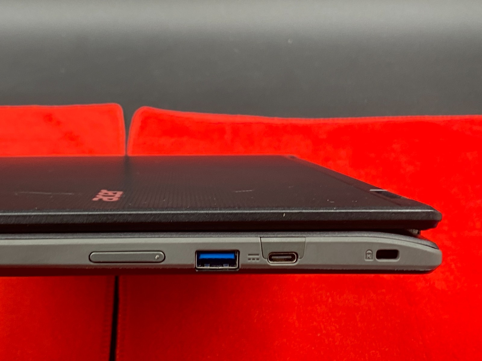 ACER CHROMEBOOK SPIN 311 R721T TOUCHSCREEN 11.6″ AMD A6 4GB RAM 32GBeMMC GRADE B