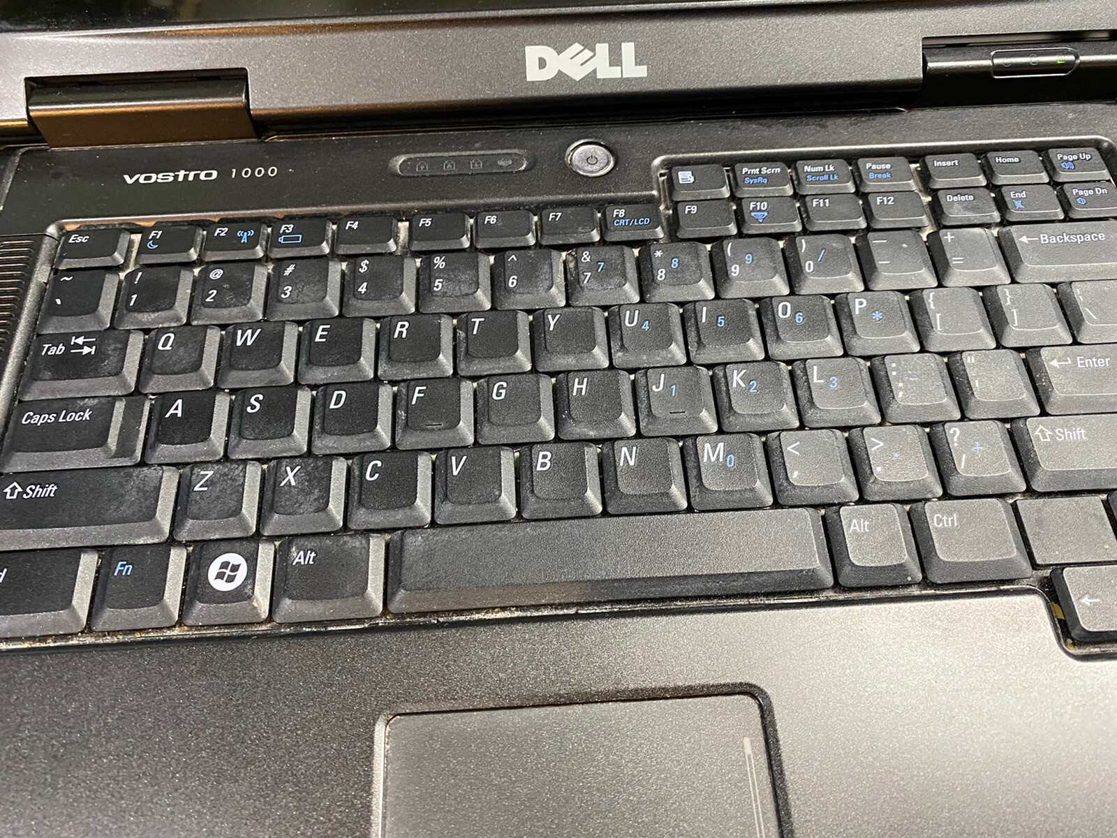 Dell Vostro 1000 Laptop AMD64-Athlon X2 – 2GB RAM – Win XP – 15.4” Screen