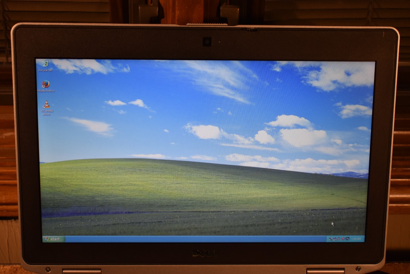 Dell Latitude E6430 Intel Core i5-3320M 4GB RAM 320GB HDD Windows XP Pro Webcam