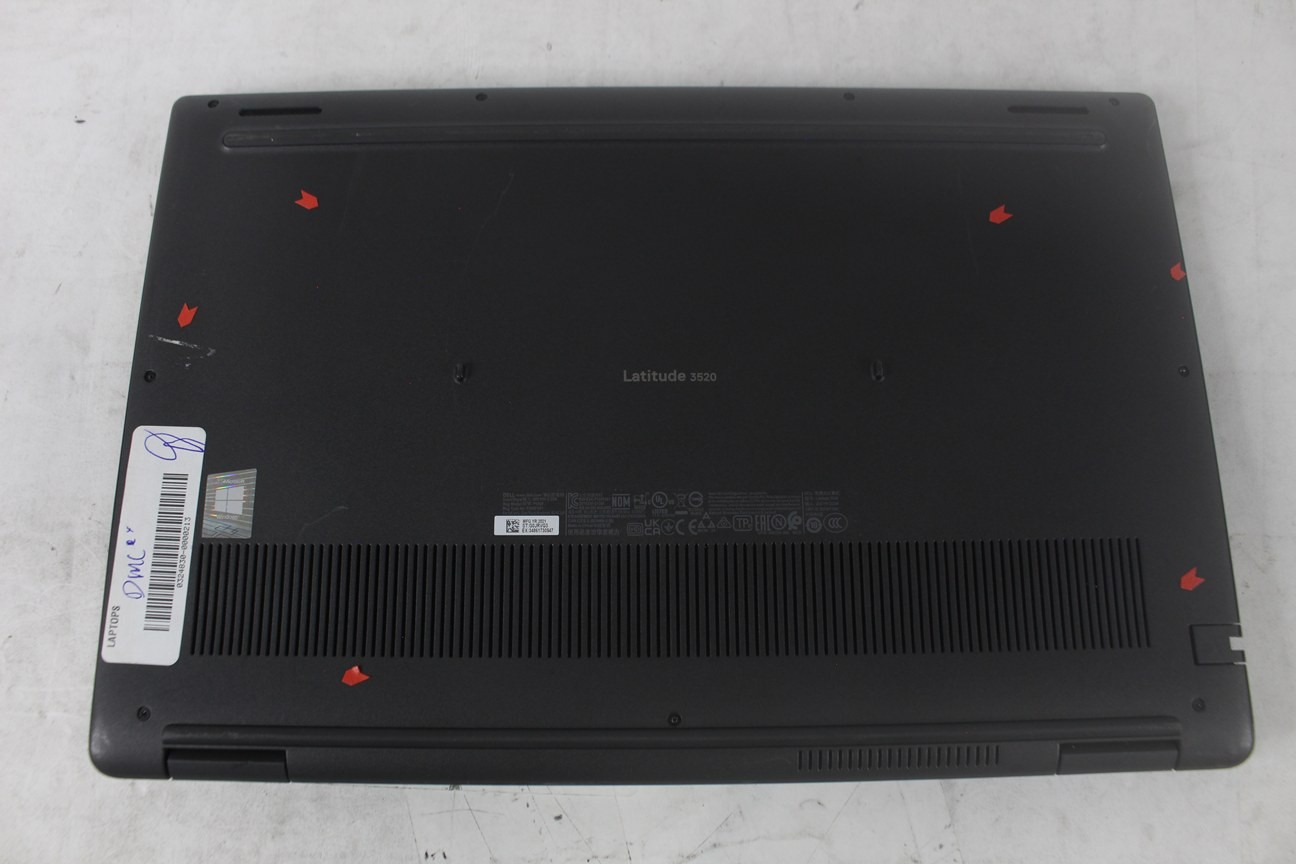 DELL LATITUDE 3520 | CORE I5-1135G7 | 512GB | 16GB | NO OS/NO POWER ADAPTER