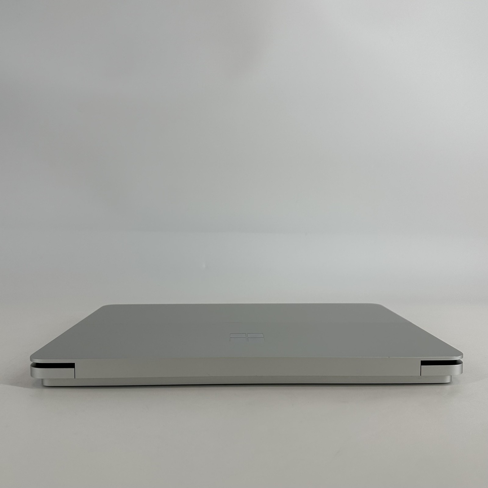 Microsoft Surface Laptop Studio 2 14 2K TOUCH i7-13700H 32GB 1TB RTX 2000 Ada