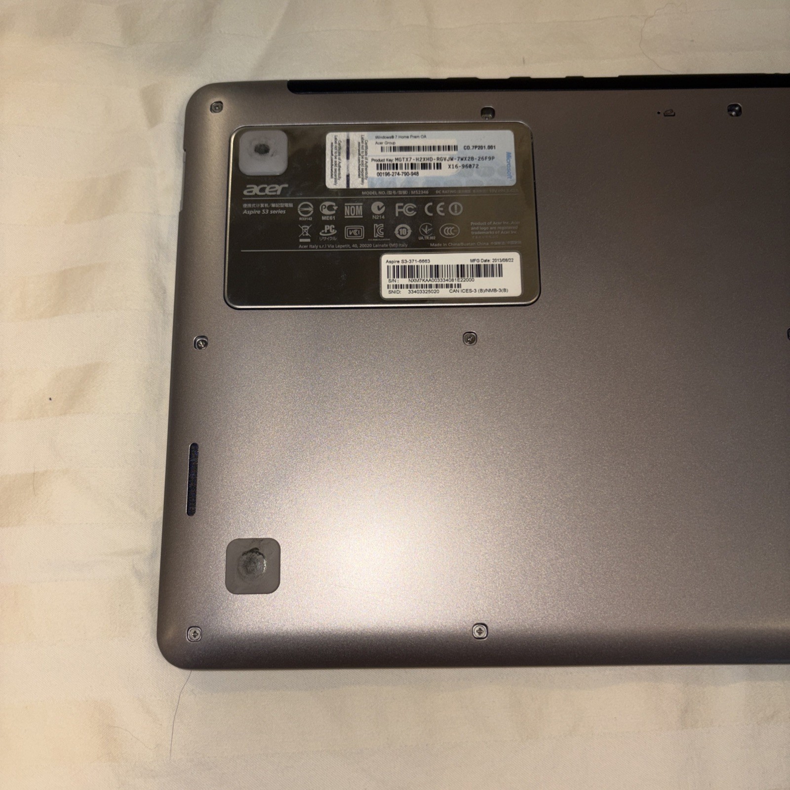 Acer Aspire S3-371 13″ Notebook – i3-3217A 1.8 GHz, 4 GB, no hdd