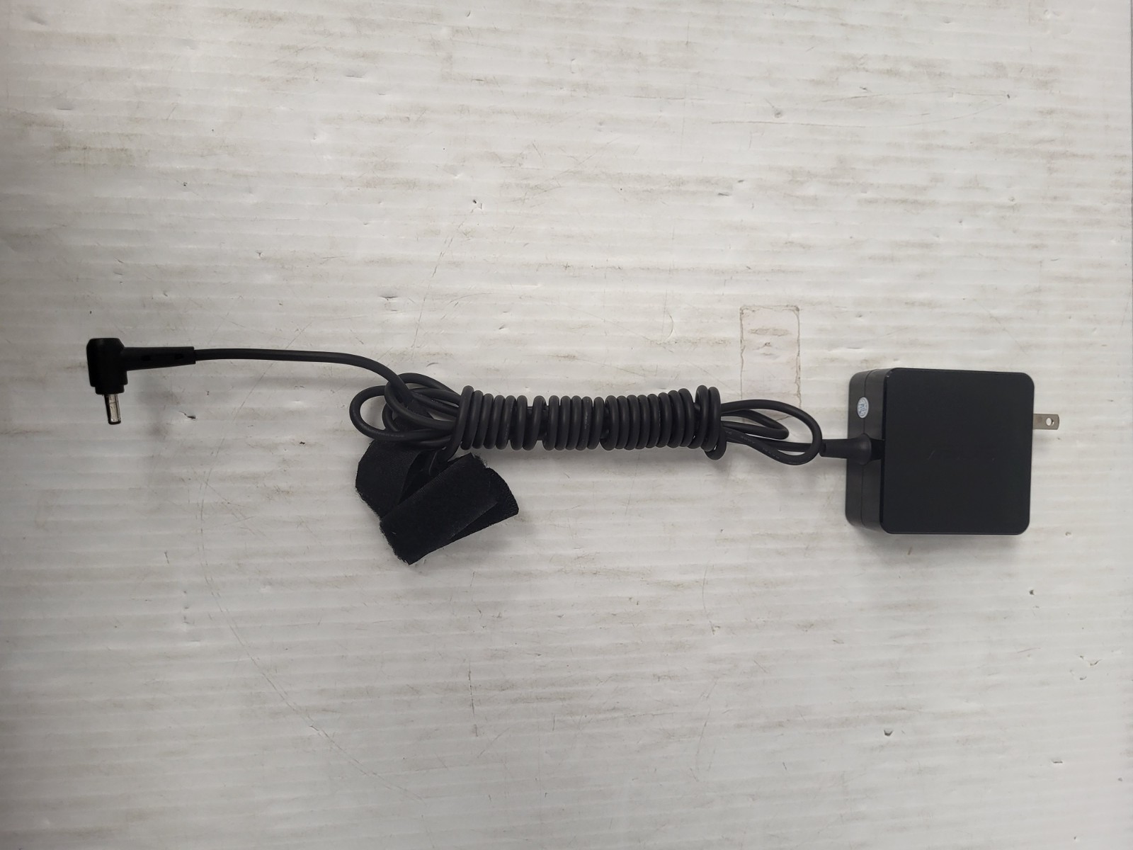 (N83859-1) Asus L510M Laptop