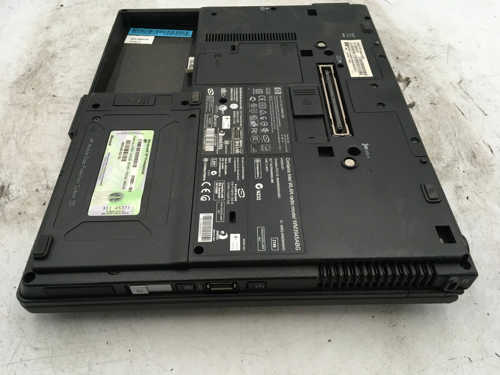 HP COMPAQ NC4400 – BOOTS TO BIOS – INTEL CENTRINO – 512MB RAM – READ DESCRIP -BB
