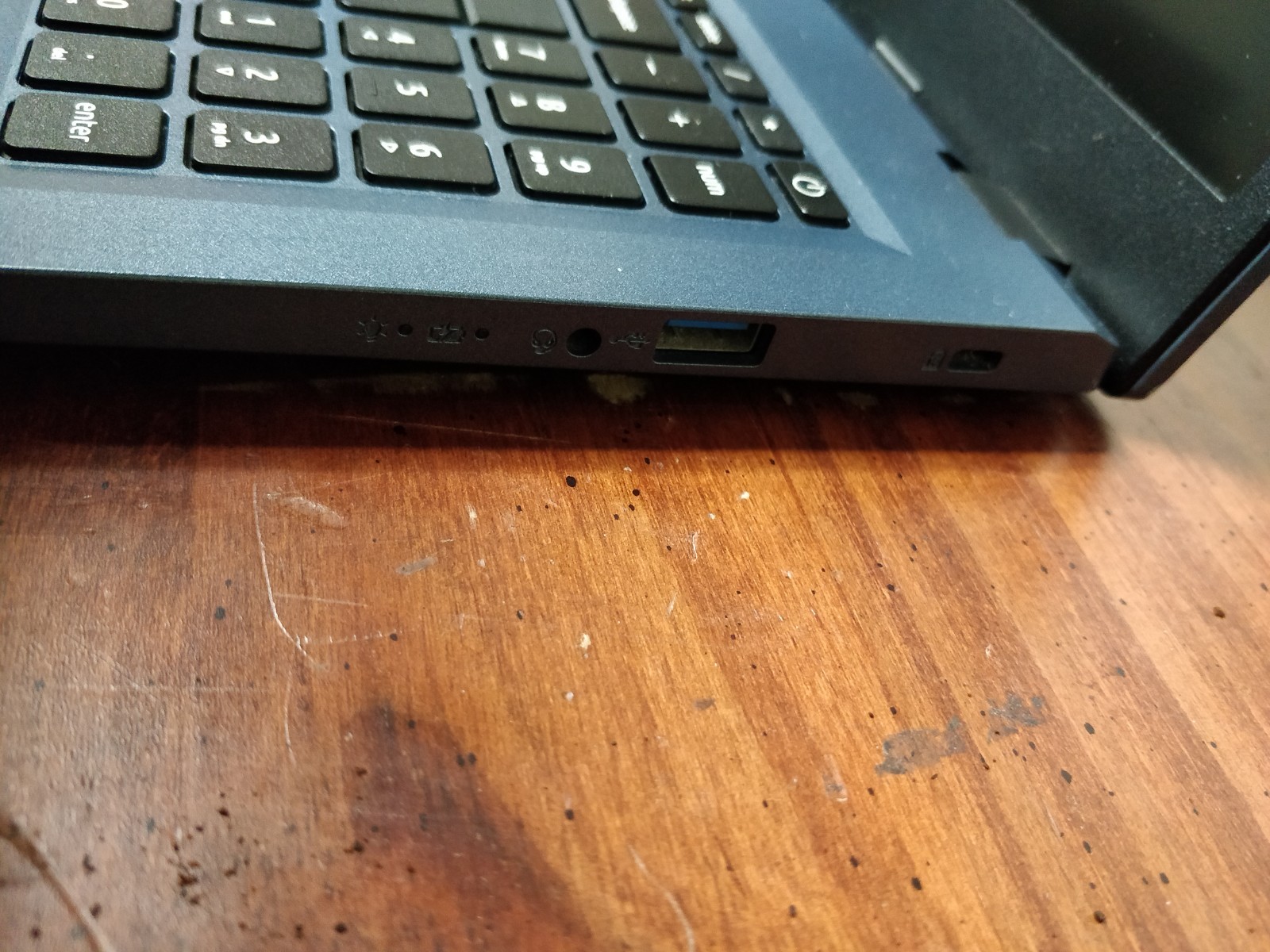 Acer Aspire 3 A315-24PT AMD Ryzen 5-7520U@2.80GHz 8GB RAM NO DRIVE PARTS 8715