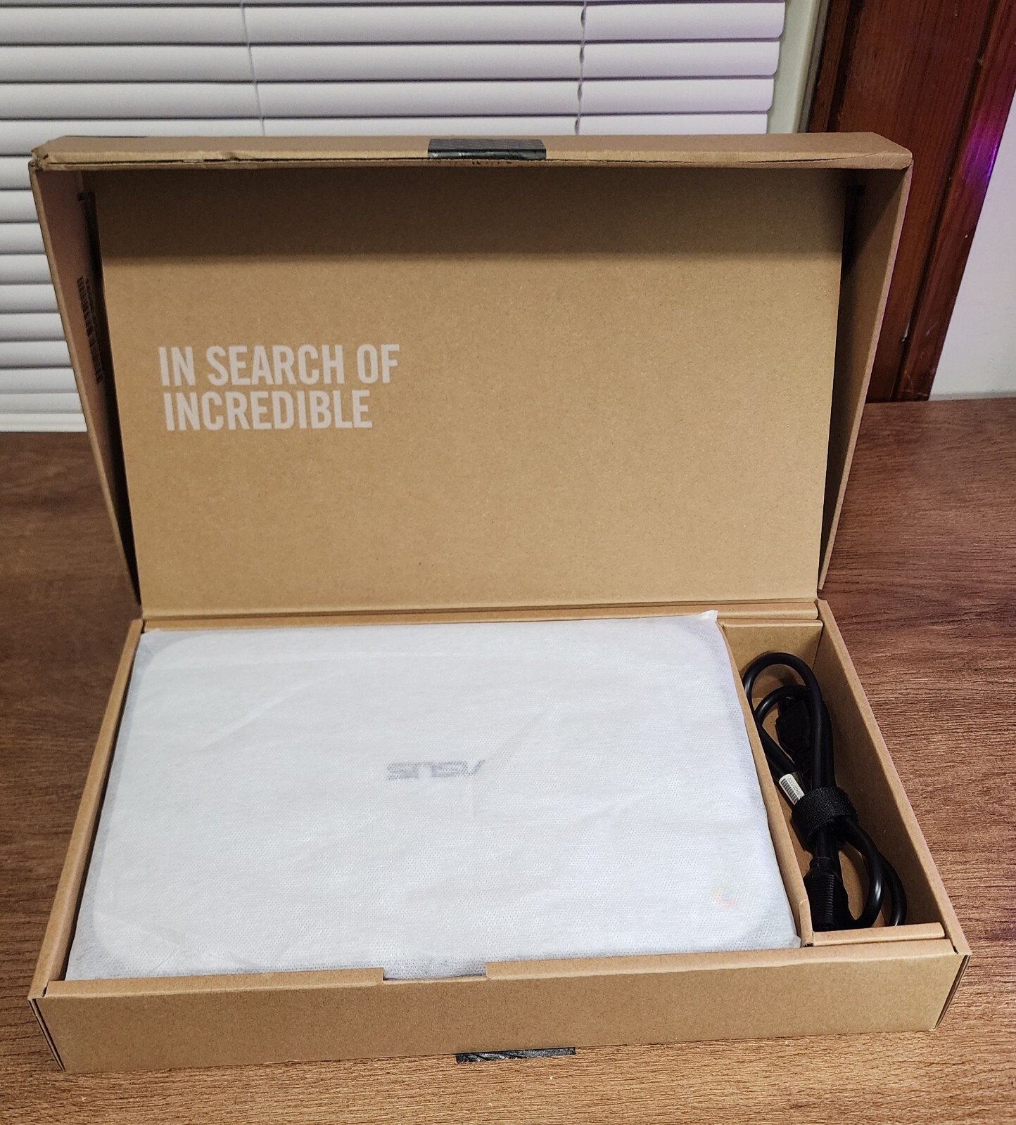 ASUS Chromebook C202SA-YS04 11.6″, Intel Celeron, 32GB eMMc, 4GB RAM, White/Blue