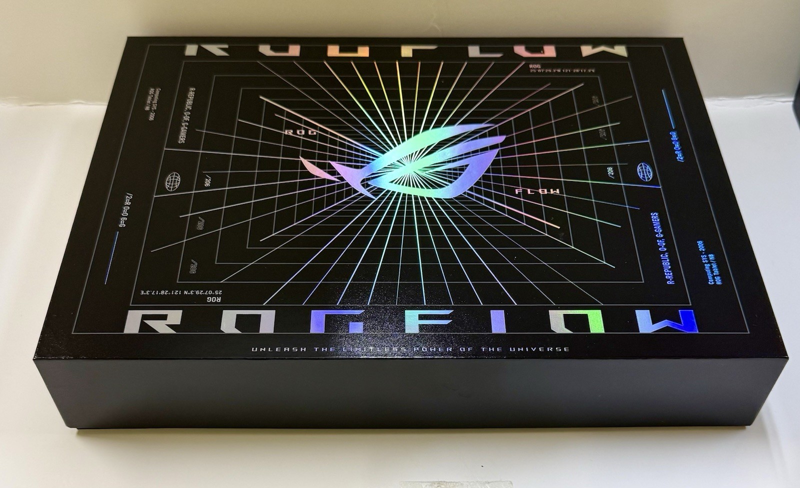 Asus ROG Flow X13 13.4 FHD+ TOUCH Ryzen 9 7940HS 16GB-RAM 512GB-SSD