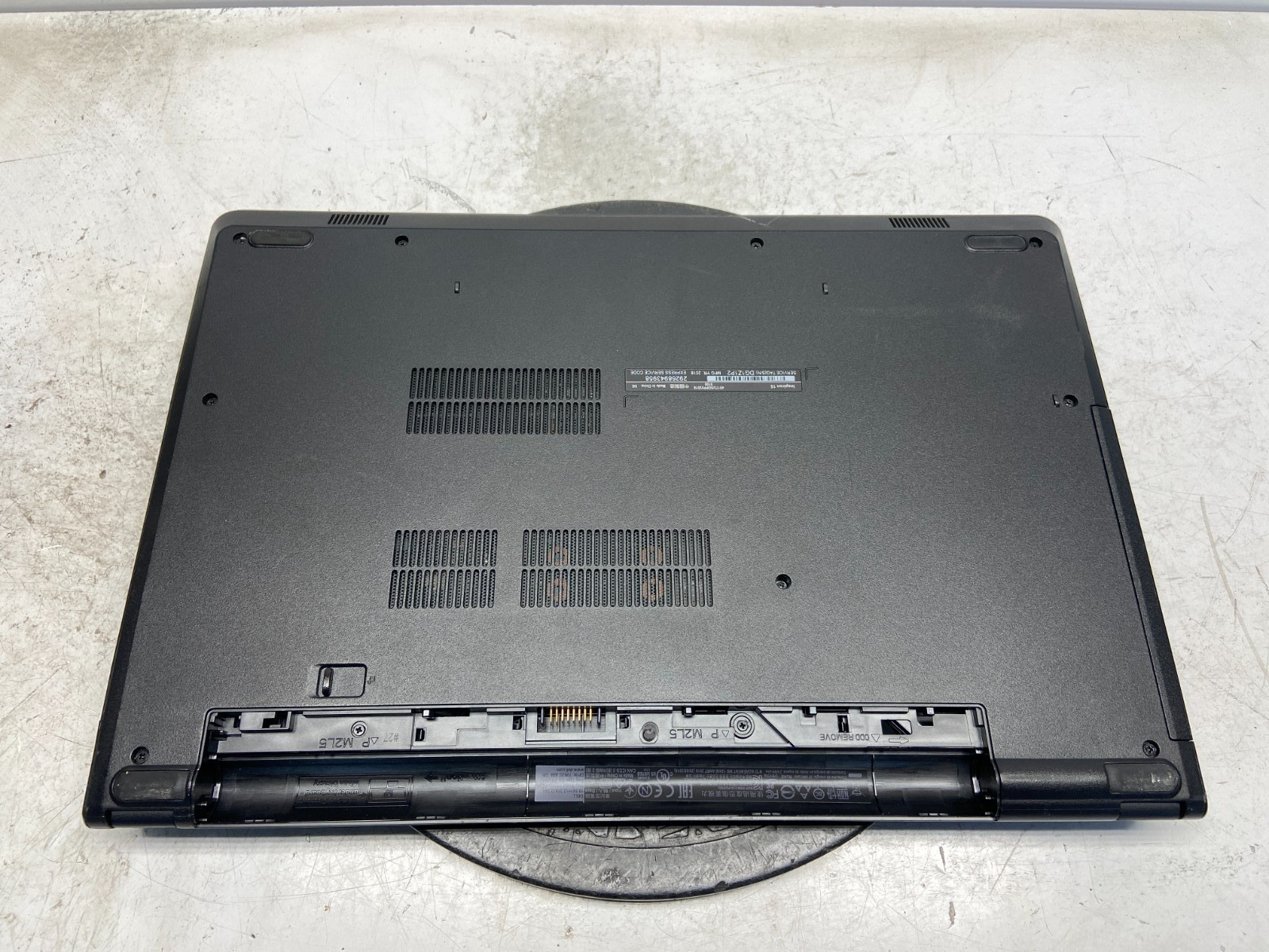 Dell Inspiron 15-3567 Intel i3-7130U 2.7GHz 8 GB NO HDD