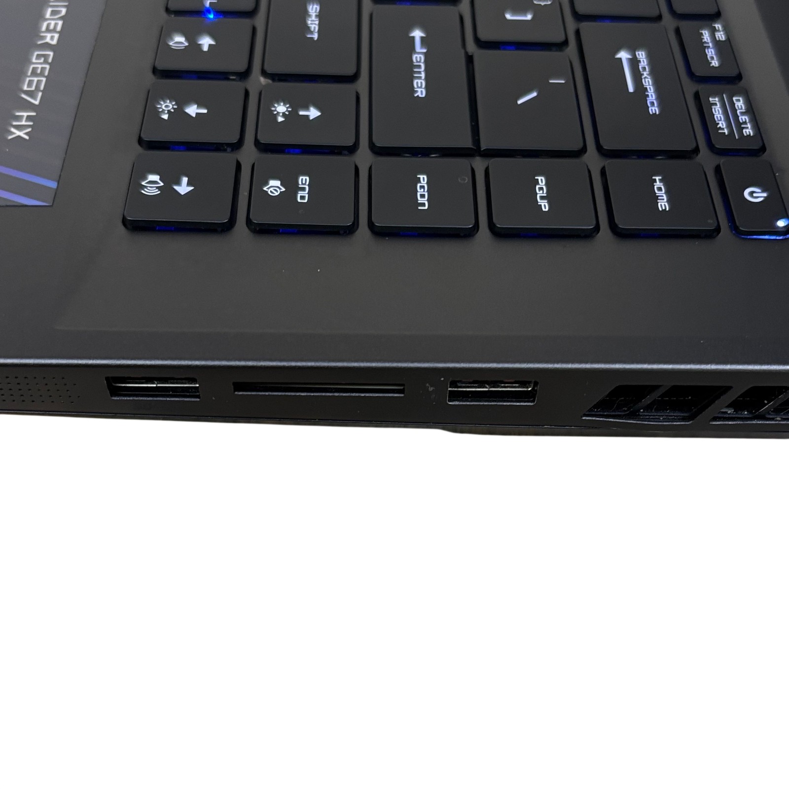 MSI Raider GE67HX Core i7-12800HX 2.0GHz RTX 3070 Ti 32GB RAM 1TB SSD 15.6″