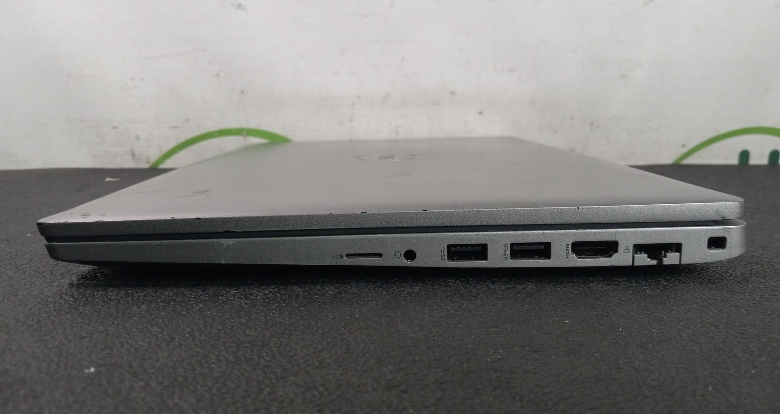 Dell Latitude 5520 15.6″ Core i7-1185G7 256GB 16GB Laptop w Adapter Win11 READ