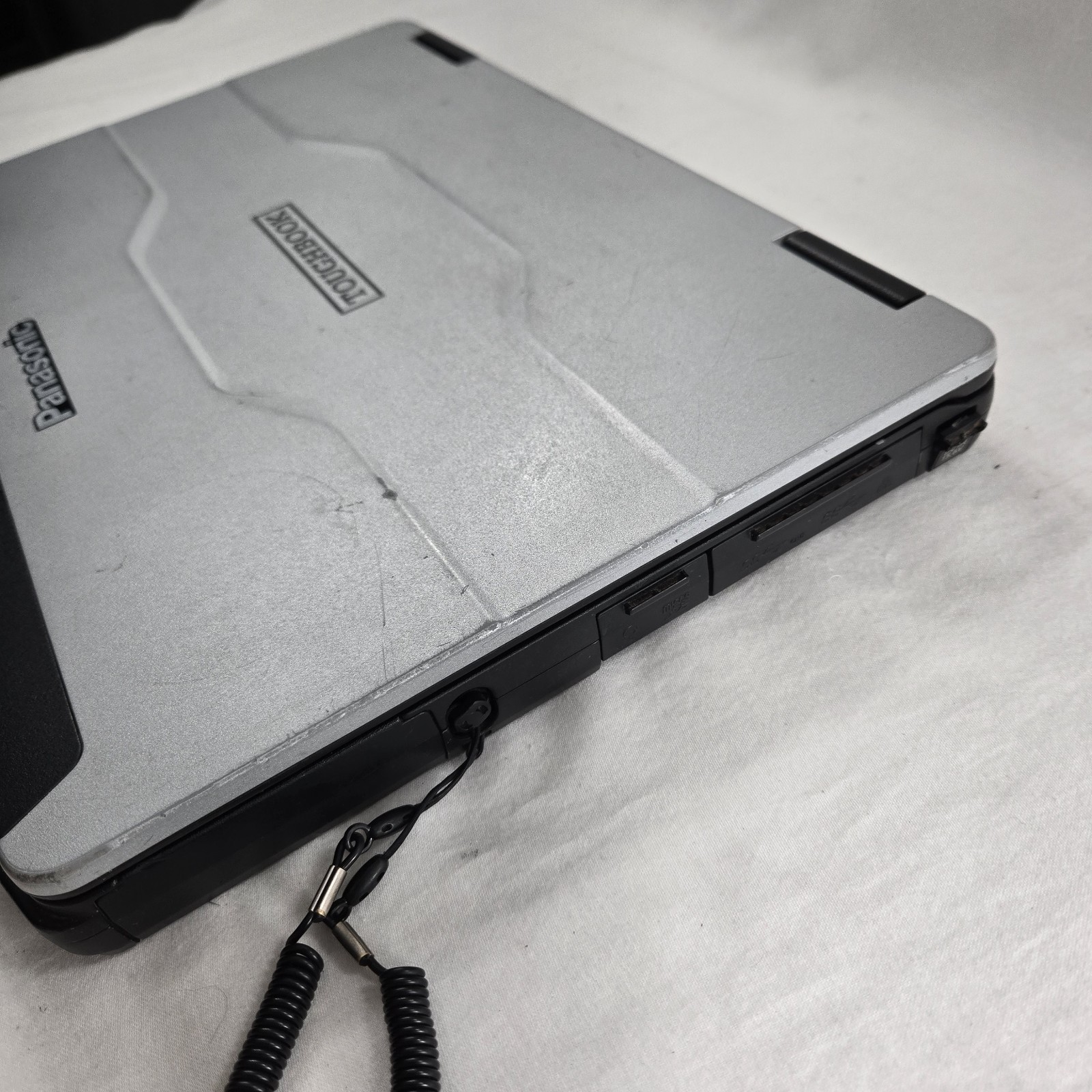 Panasonic Toughbook FZ-55 Touchscreen i5-8365u 256GB SSD 16GB RAM – 4G – GPS W11