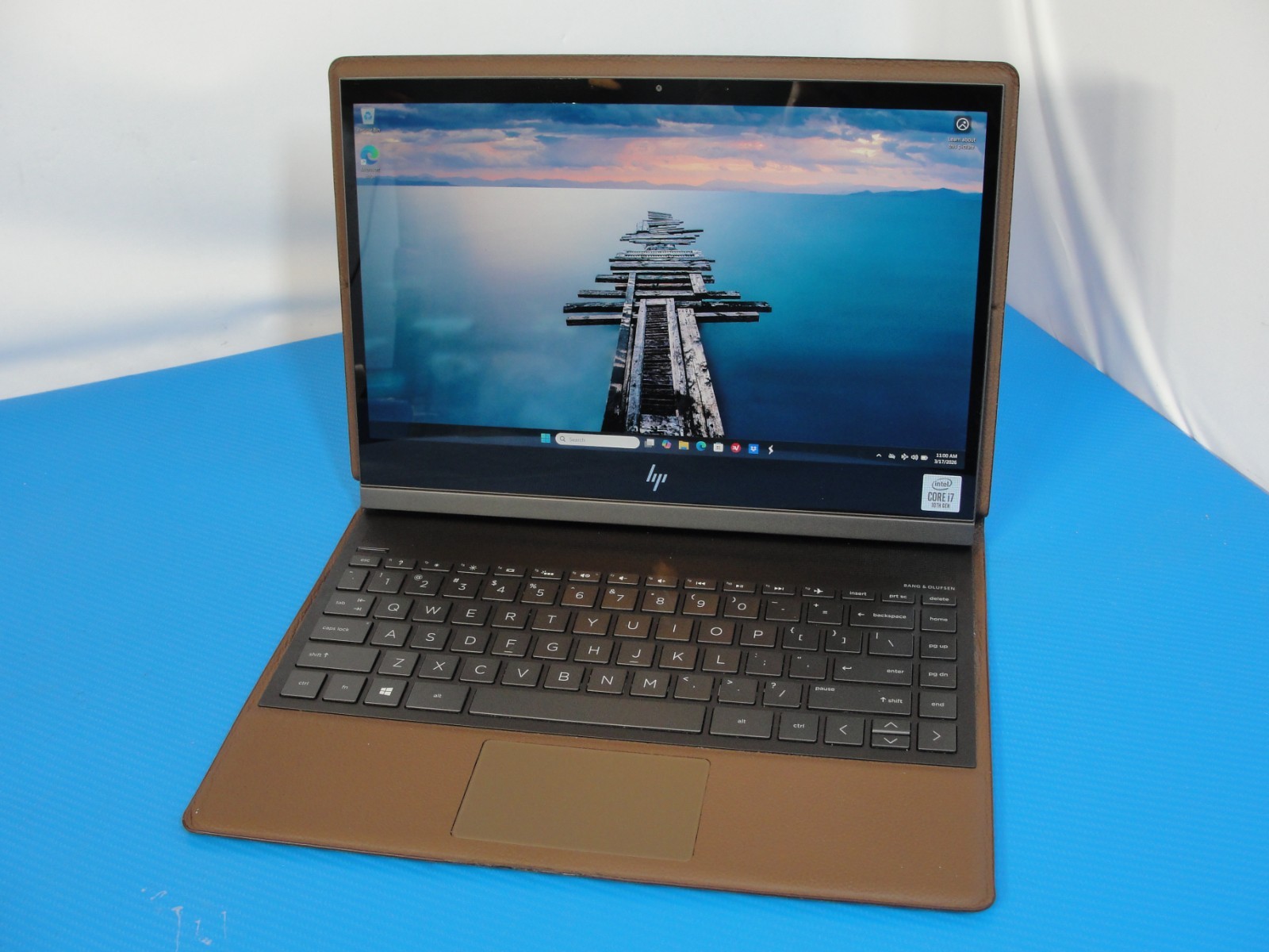 HP Spectre Folio X360 2-in-1 i7-10510Y 16GB 256GB 13.3″ FHD Touch Laptop /READ