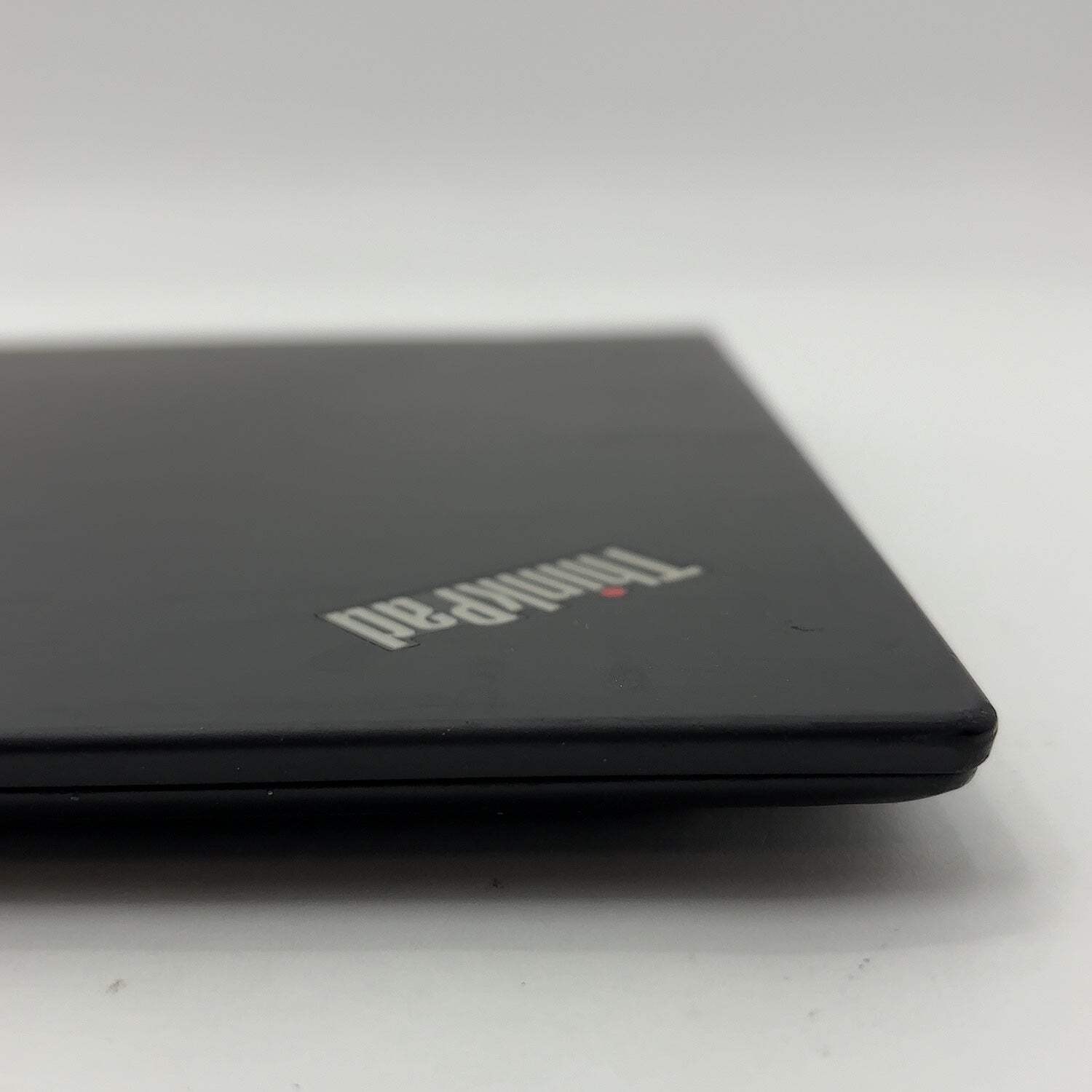 Broken Lenovo ThinkPad X1 Carbon Gen 5 20HR000DUS 14″ i5-7300U 8GB RAM 256GB Bad