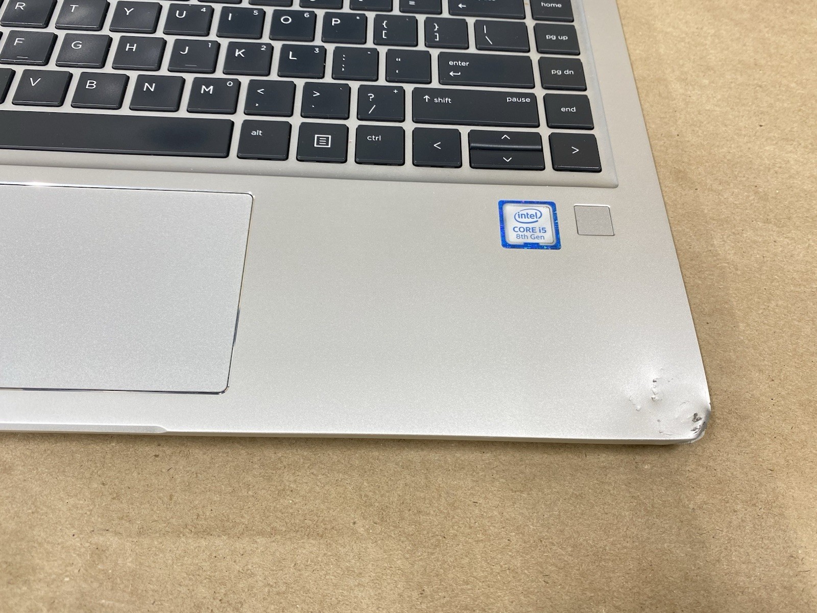 HP 440 G6 – 14″ 1366×768 – i5-8265U – 4GB – 128GB SSD – Win 11 Pro