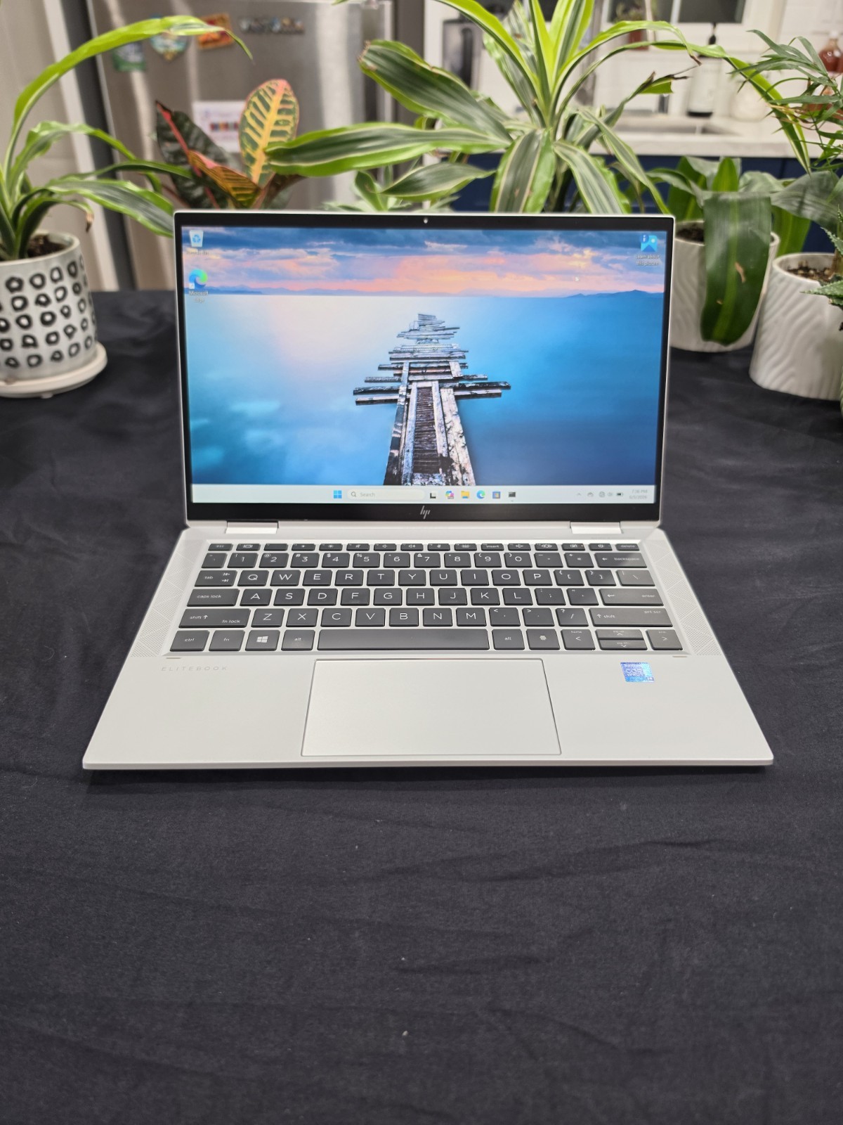 HP EliteBook x360 1030 G8 13.3″ i7-1185G7 16GB 1TB SSD LTE Win 11 Pro 2-in-1