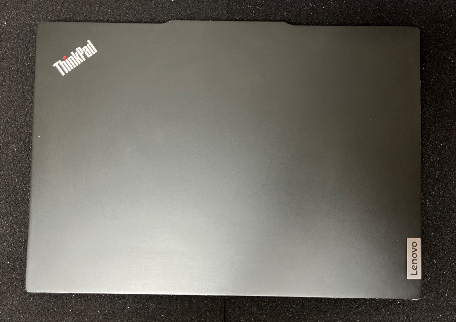 Lenovo Thinkpad E14 Gen 6 AMD Ryzen 7735U 512 SSD 16GB NO OS DDR5 Grade C