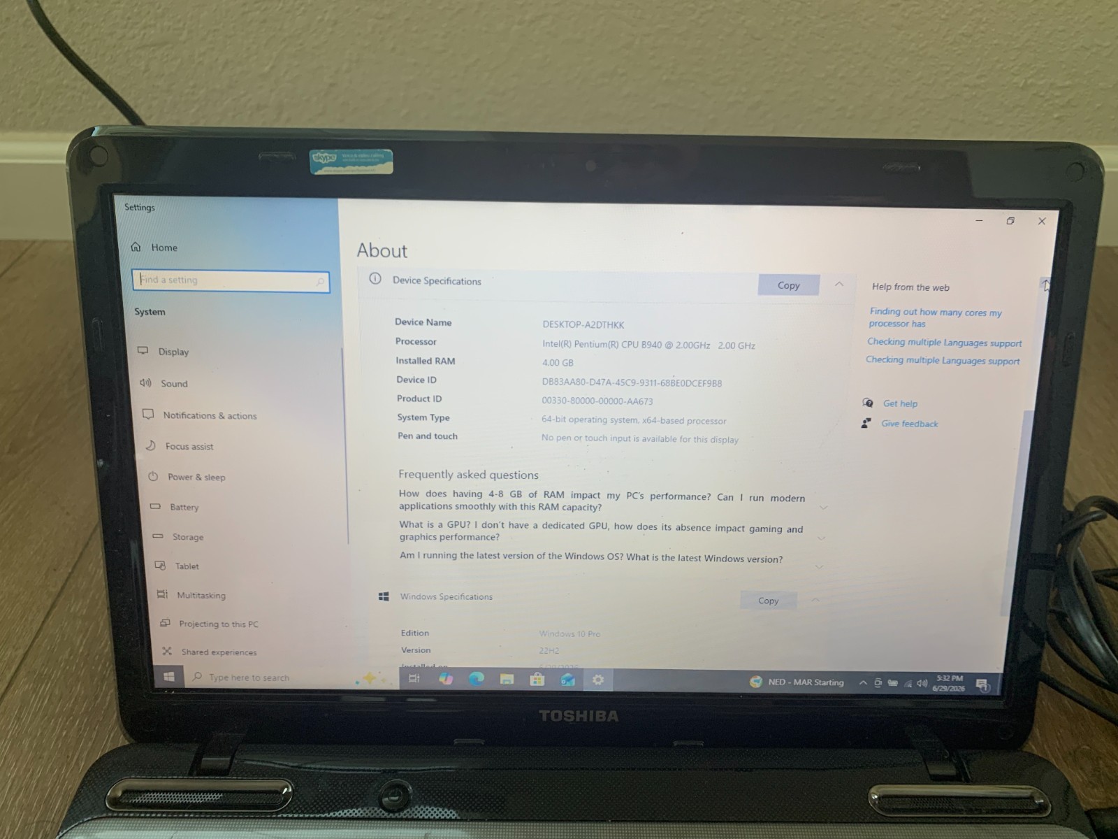 Toshiba Satellite L755-S5244 Intel Pentium B940 2.00GHz 4GB RAM 160GB HDD Win 10