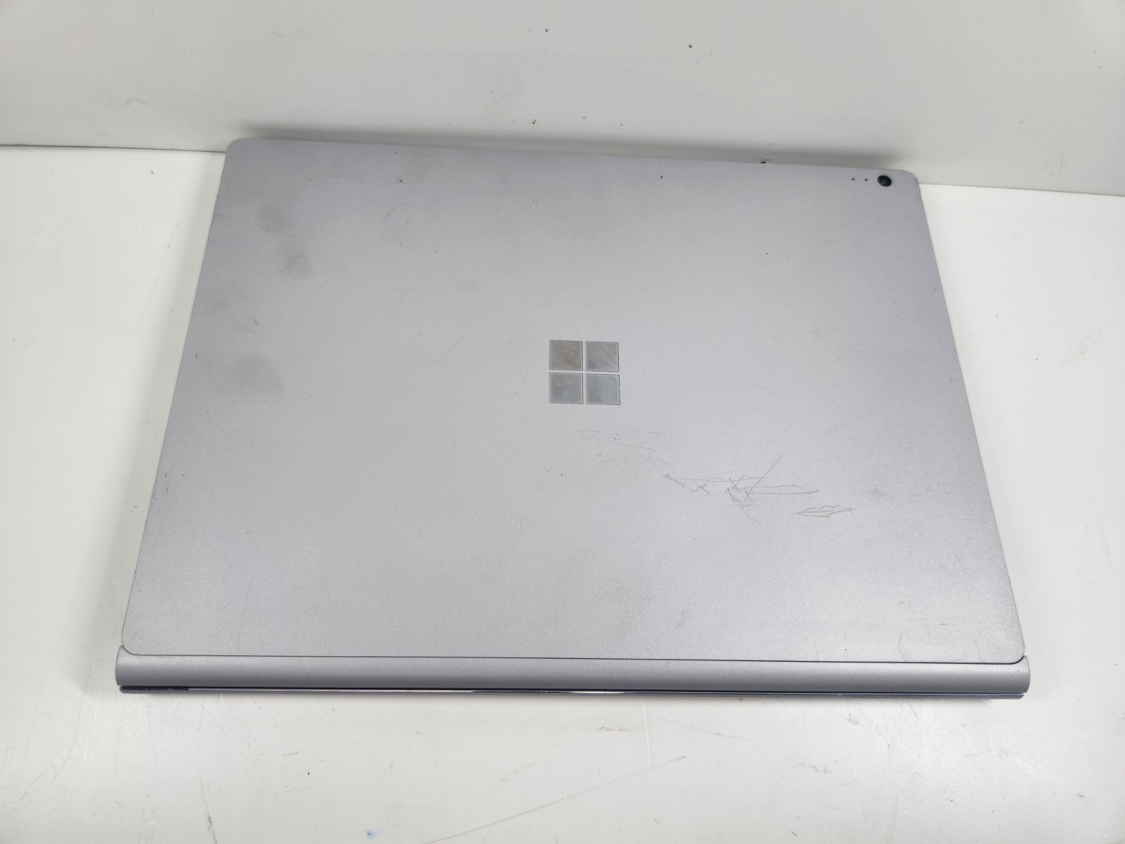 Microsoft Surface Book 2 15″ (16/512GB, i7-8650U, Nvidia GTX 1060 Mobile)