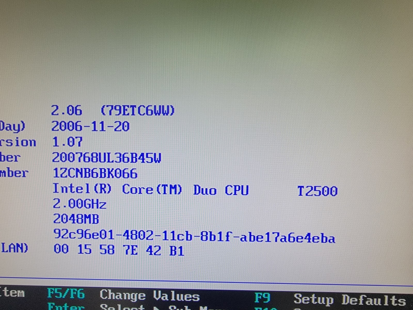 Lenovo T60 LAPTOP – INTEL CORE DUO – 2GB RAM – PARTS ONLY – Broken Screen