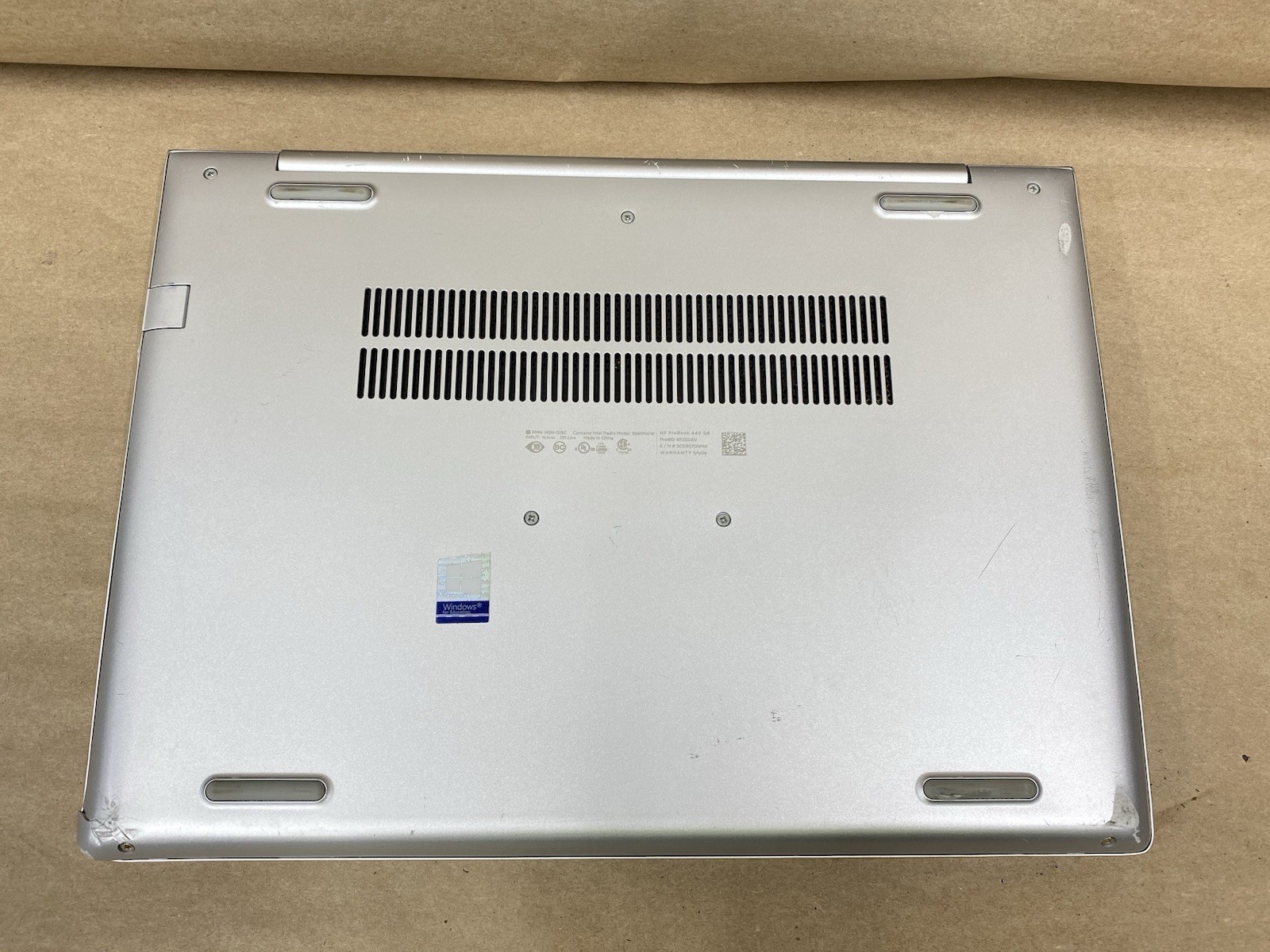 HP 440 G6 – 14″ 1366×768 – i5-8265U – 4GB – 128GB SSD – Win 11 Pro