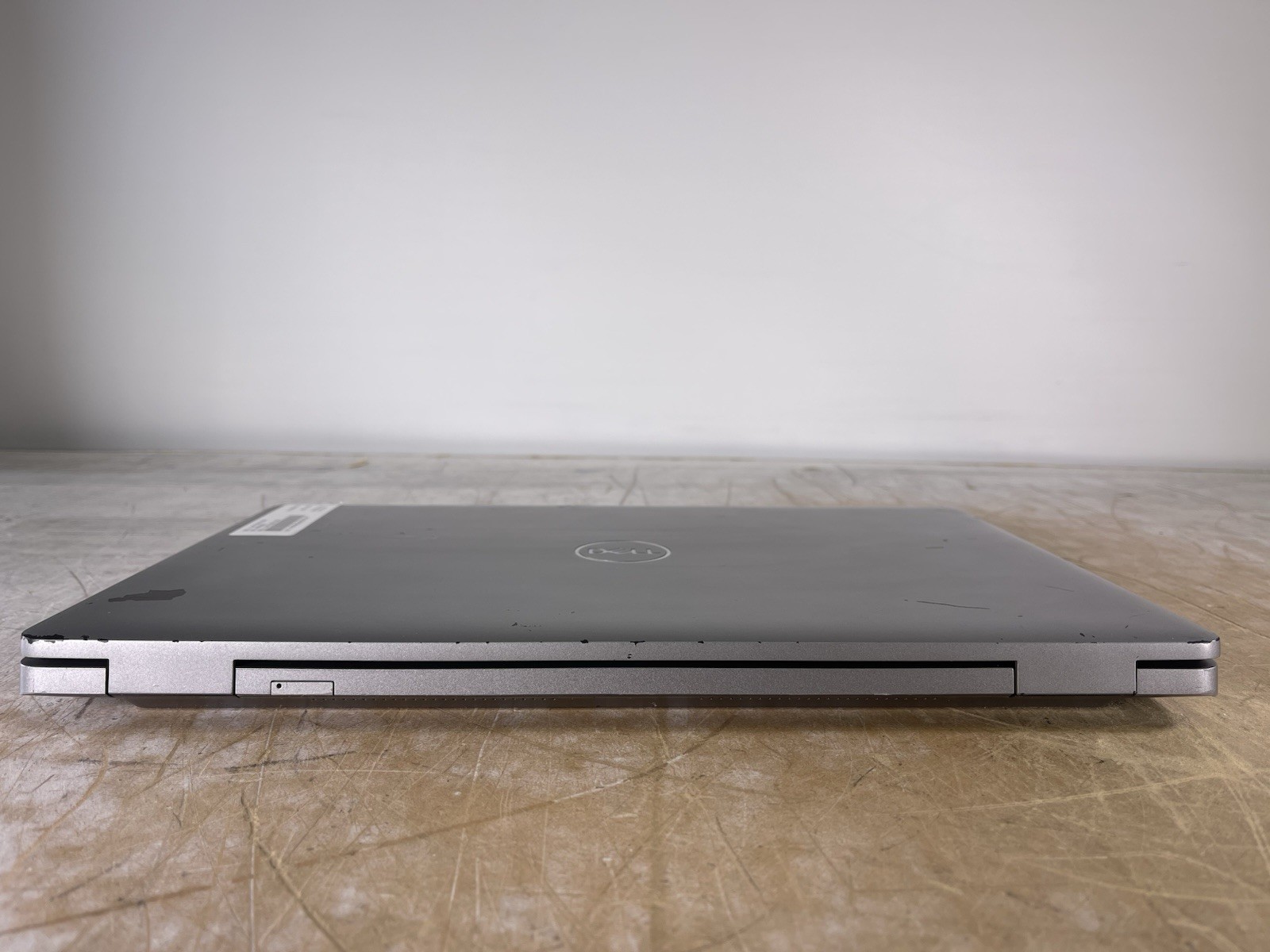 DELL LATITUDE 5520 i5-1135G7 @ 2.4GHz, 4GB RAM, NO HDD/OS