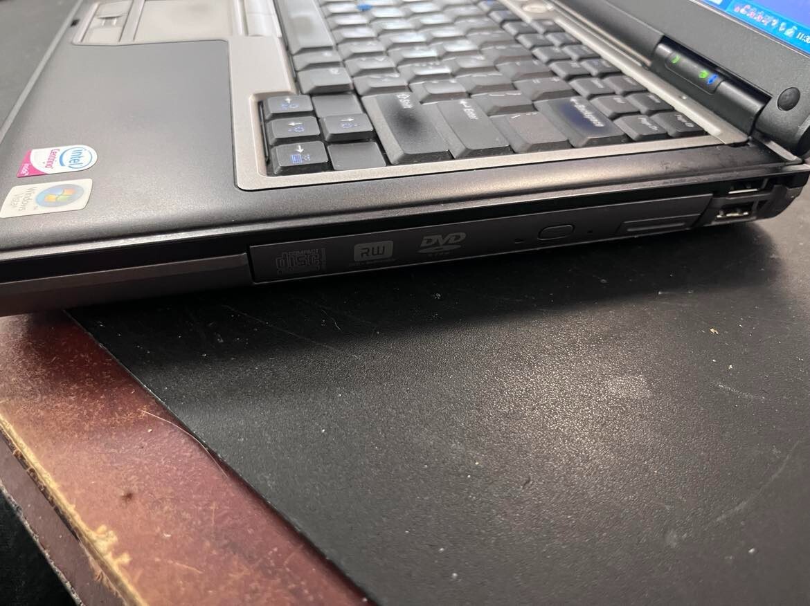 Dell Laptop Duo Windows XP Pro 128gb SSD 2gb RS232 DB9 Serial Com Port -M65