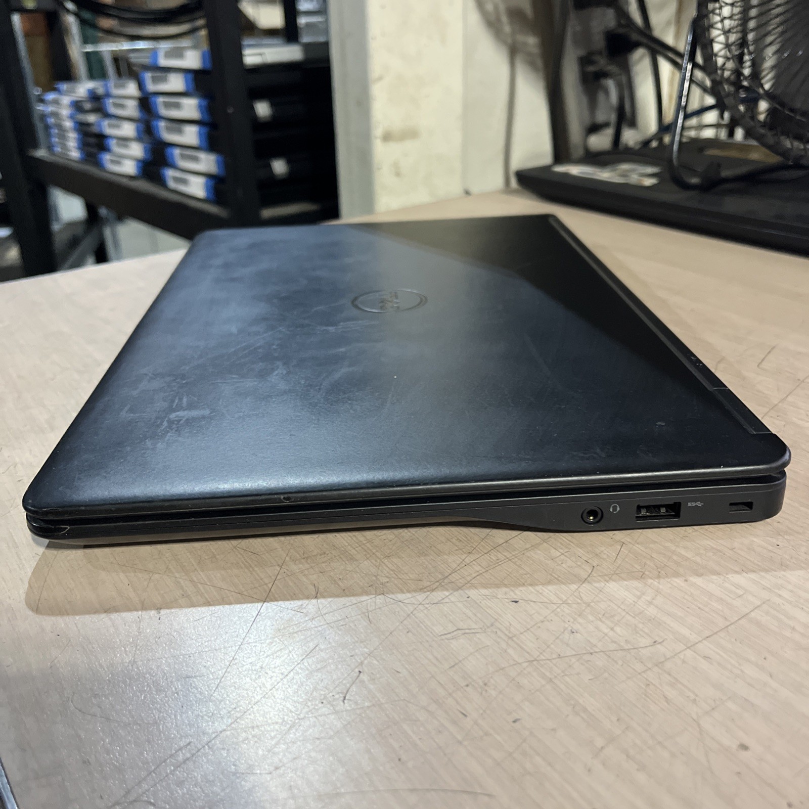 DELL LATITUDE E7470 INTEL CORE I7-6650U 2.20GHZ 8GB RAM NO HD