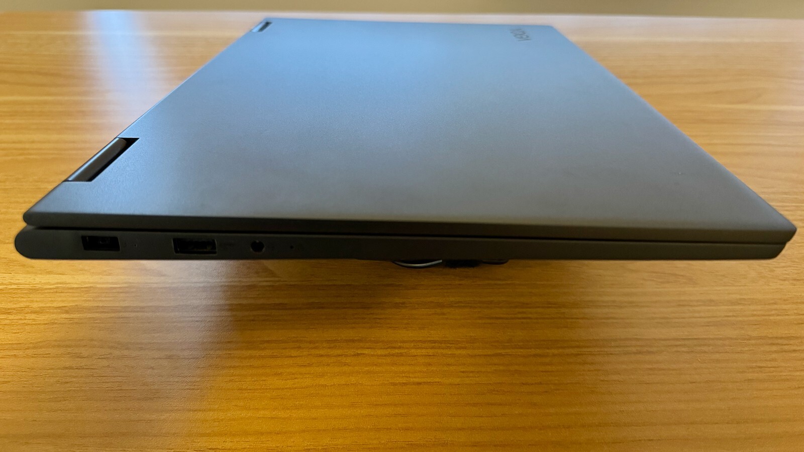 15.6″ Lenovo Yoga 730 1.6GHz Intel i5 Processor 8GB Memory 256GB SSD Window 11