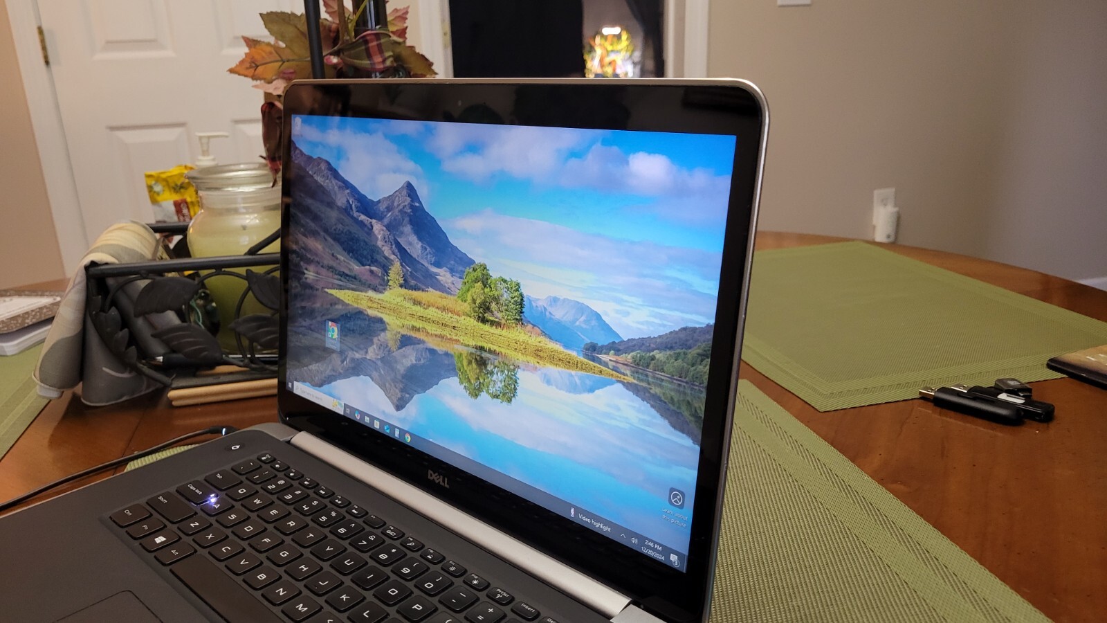 DELL XPS 15 9530 i7 4th generation