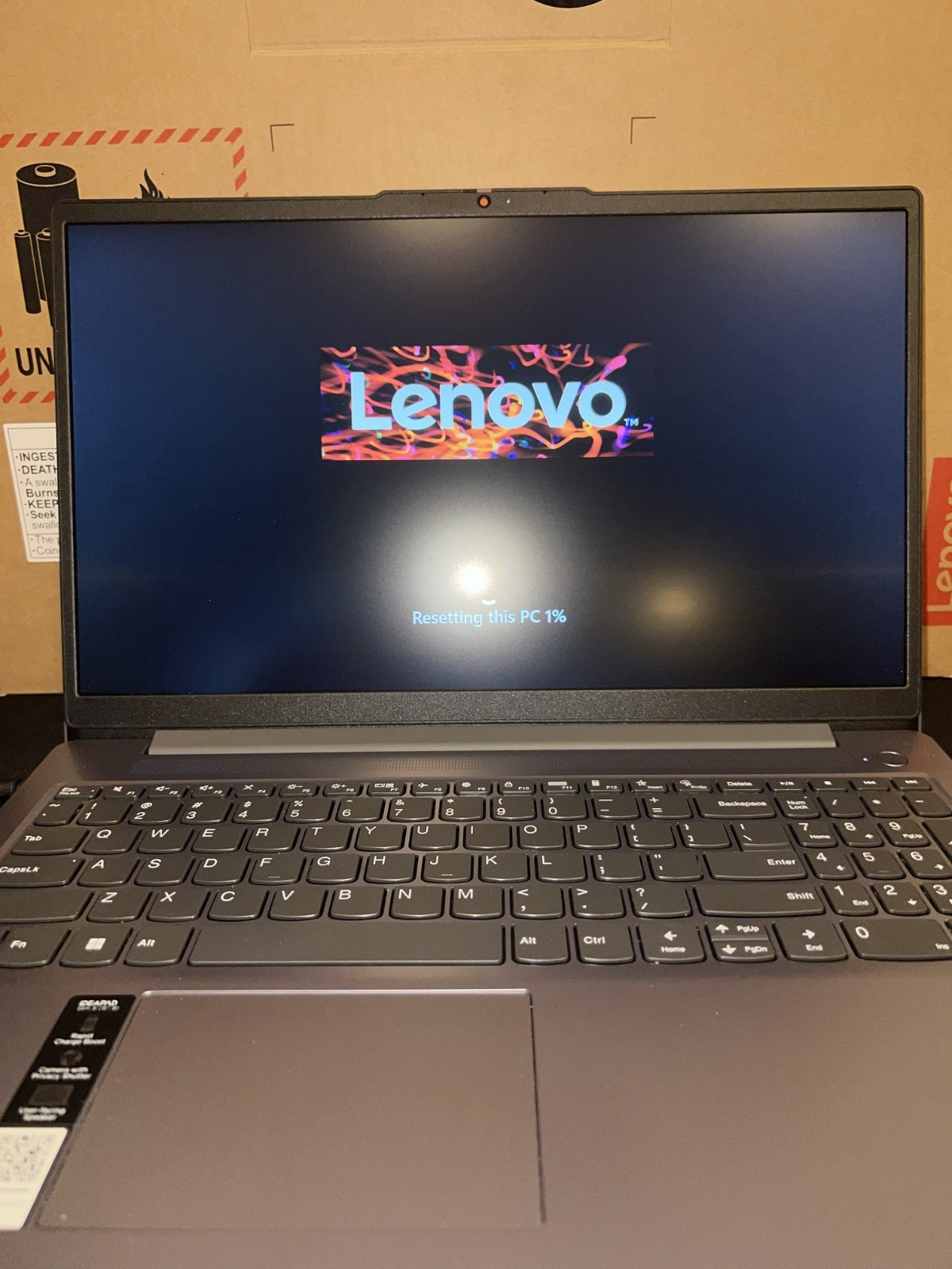 Lenovo IdeaPad Slim 3i 15.6″ Intel Processor N100, 4GB RAM, 128 SSD – Artic Grey
