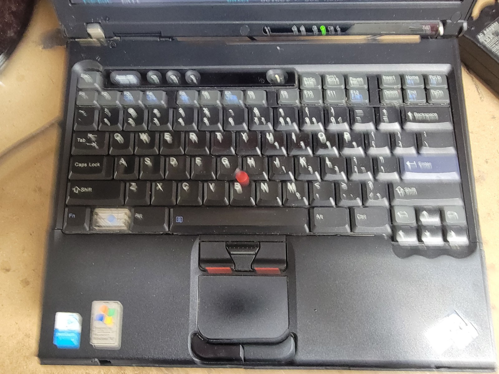 IBM THINKPAD T40 LAPTOP – PARTS ONLY – SEE DESCRIPTION