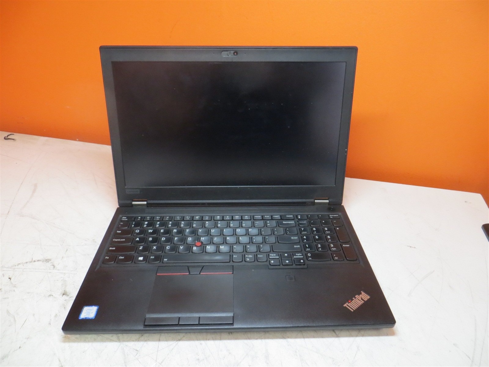 Scratched LCD Lenovo ThinkPad P52 Laptop Intel i7-8850H 2.6GHz 16GB 512GB No PSU