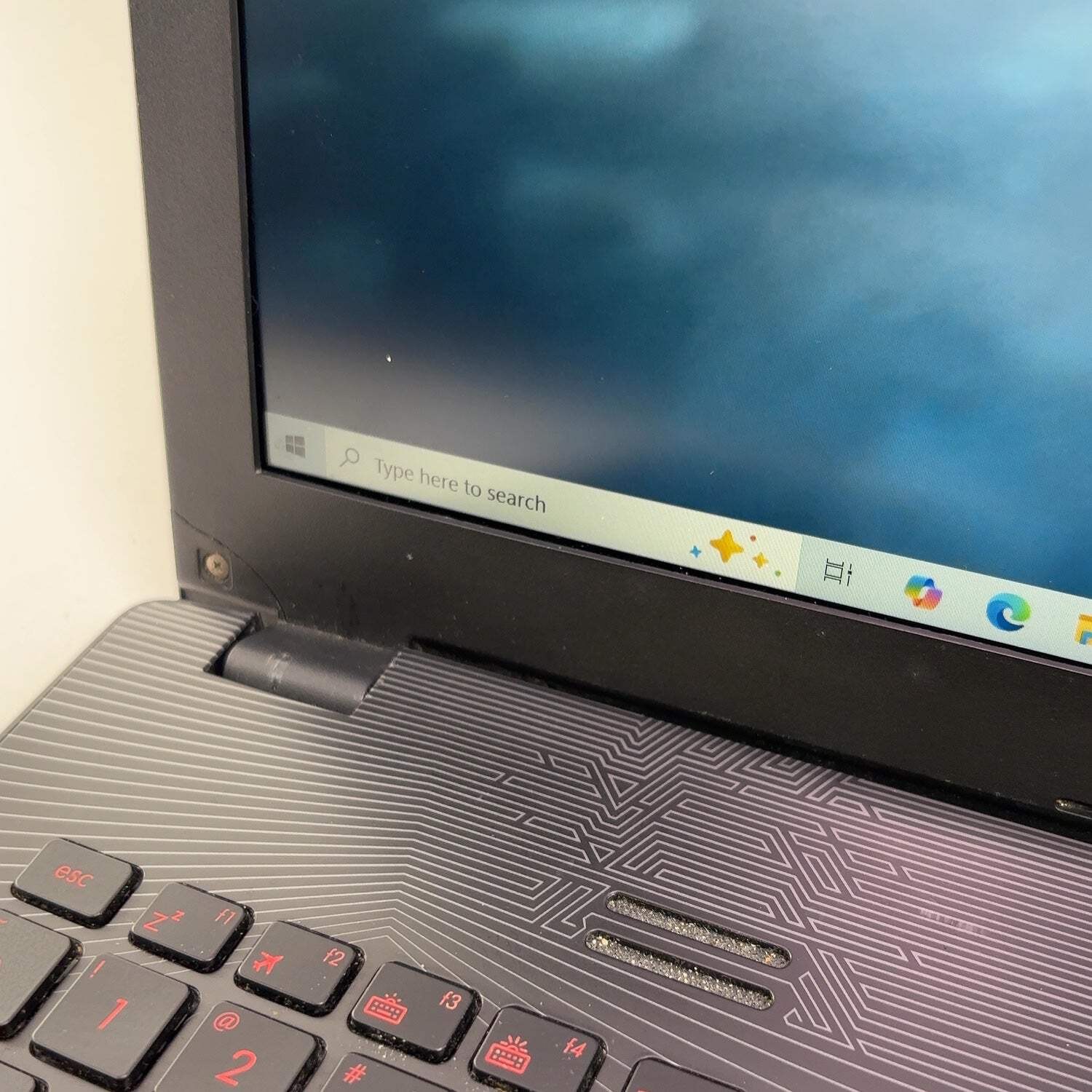 Broken Asus ROG GL552V i7-6700HQ 2.6GHz 16GB RAM 500GB SSD GeForce GTX 960M READ
