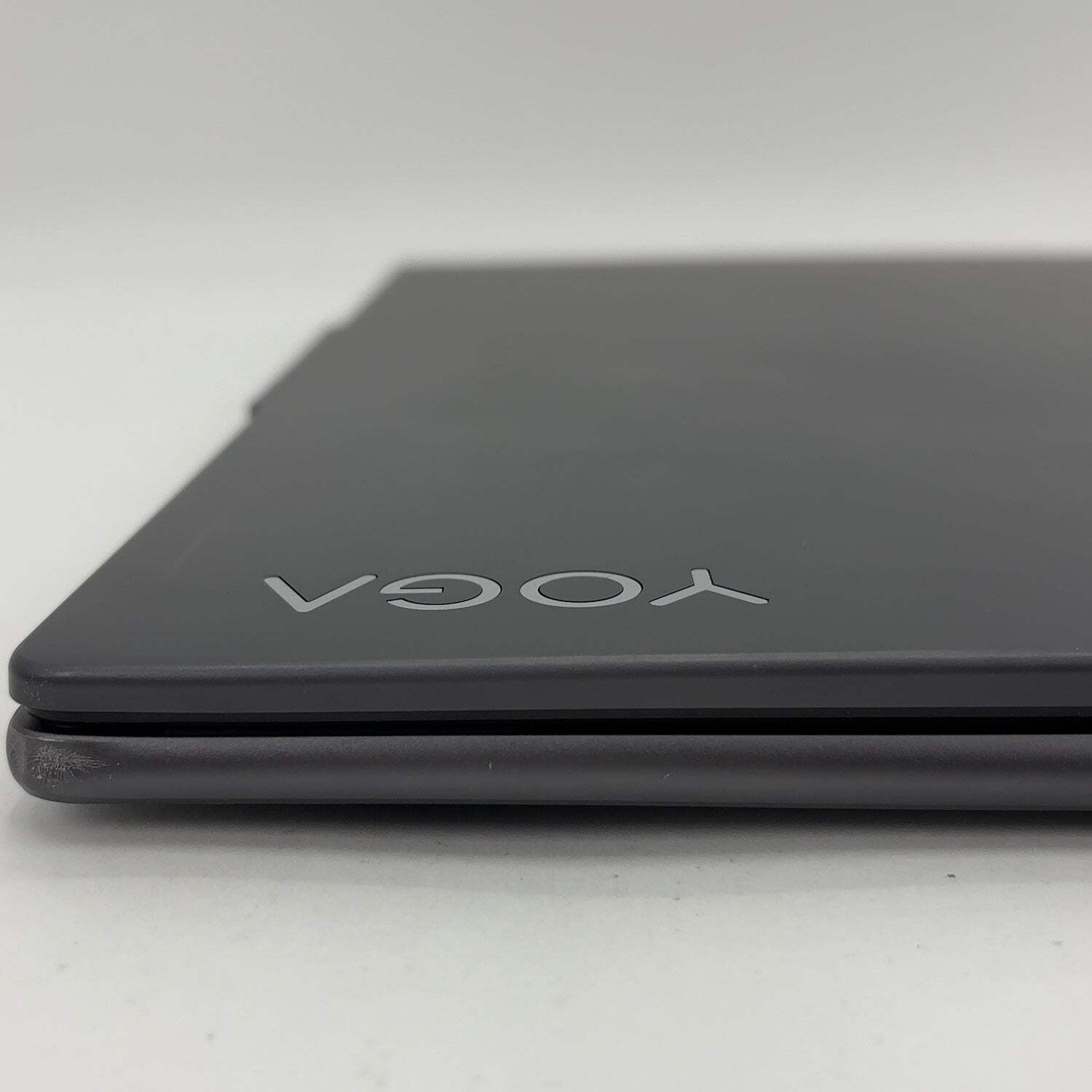 Lenovo Yoga 7i 2-in-1 16IRL8 16″ i7-1355U 1.7GHz 16GB RAM 512GB SSD