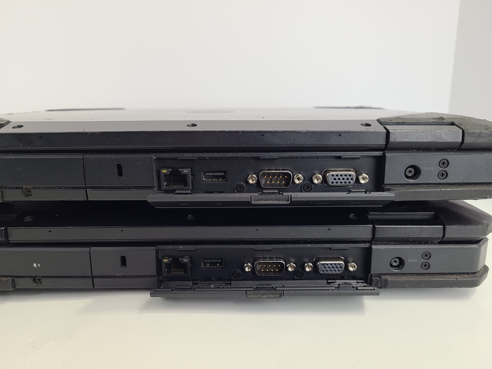 Lot Of 2 For Parts Dell Latitude 5414 Rugged 14″ i5-6300U 2.40GHz 8GB RAM No SSD