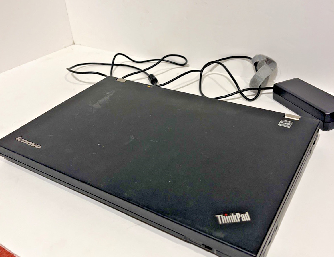 Lenovo ThinkPad T520 4240 15.6in. Notebook/Laptop