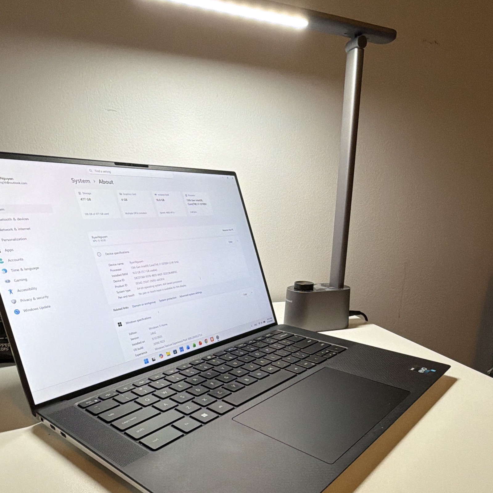 Dell XPS 15 9530 i7 13th Gen 16GB 477GB SSD 15in Silver Excellent Condition