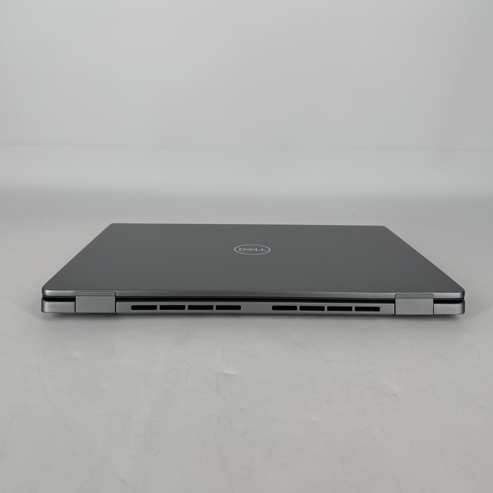 Dell Latitude 7450 14 Gray QHD+ 3.8 GHz Ultra 7 165H 32GB 256GB SSD Very Good