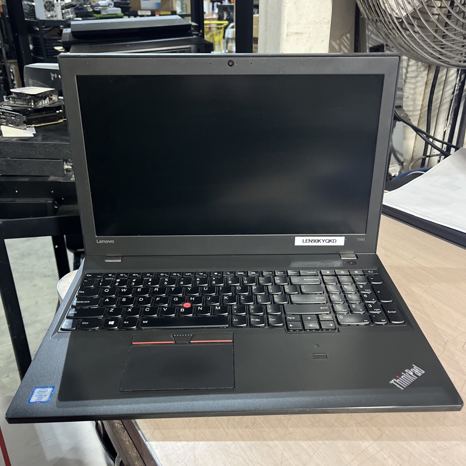 LENOVO THINKPAD T560 INTEL CORE I5-6300U 2.40GHZ 4GB RAM NO HD ,