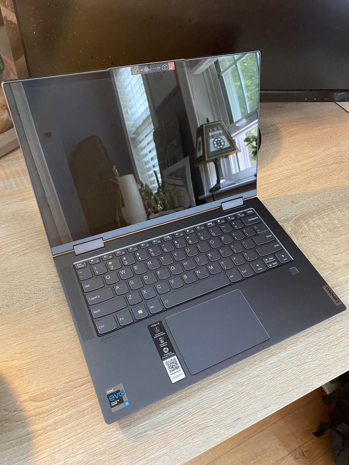 Lenovo Yoga 7i 14″ (512GB SSD, Intel Core i5 11th Gen., 4.20GHz, 16GB) Laptop