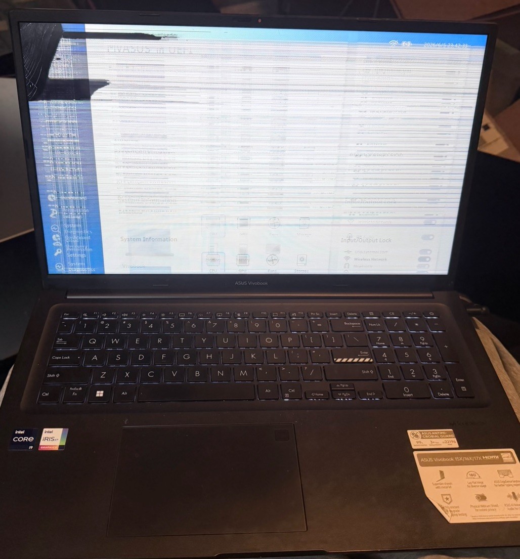 ASUS Vivobook 17X K3704V 17.3″ FHD | i9-13900H | 8GB RAM | NO SSD