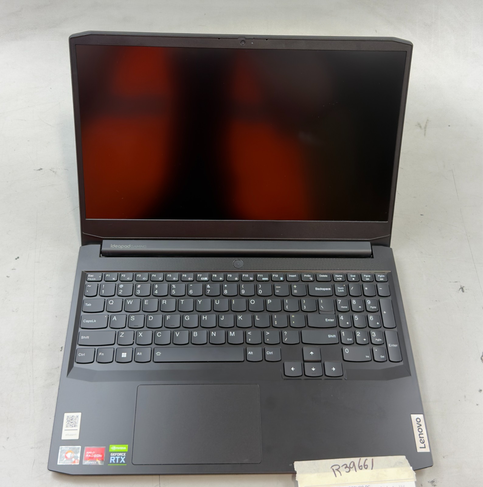 Lenovo Ideapad 3 15ACH6 Ryzen 5 5600H / 16GB RAM / RTX 3050 TI / NO SSD -RL6019