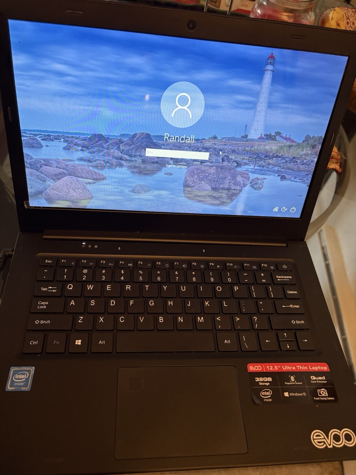 EVOO 12.5″ Ultra Thin Laptop Quad Core Windows 10 32GB Black Fingerprint Camera