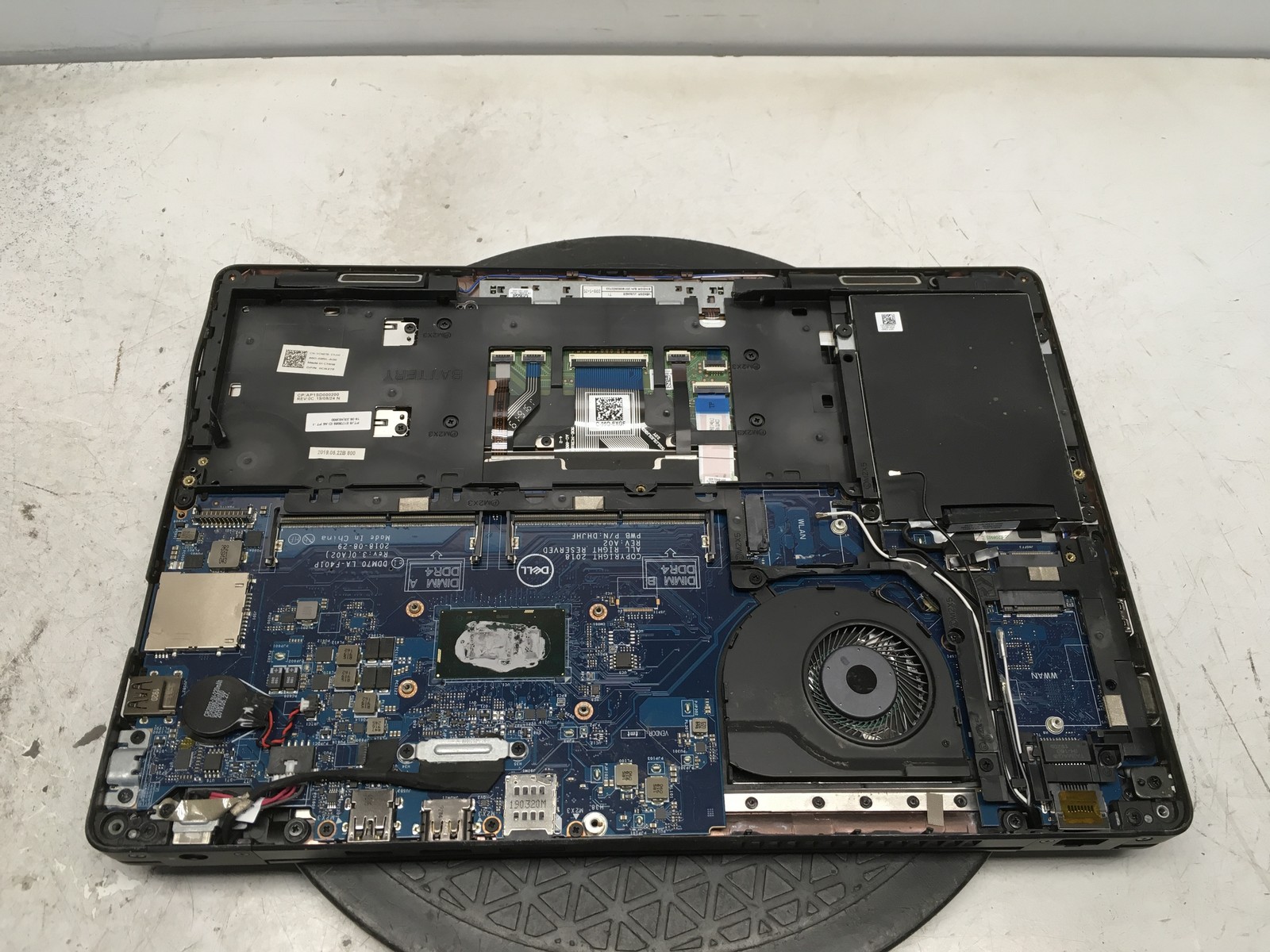 Dell Latitude 5490 Intel i5 8th gen No RAM NO HDD No Batt